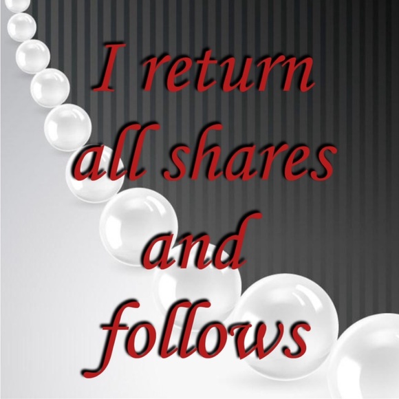 Welcome to my closet - Picture 9 of 10